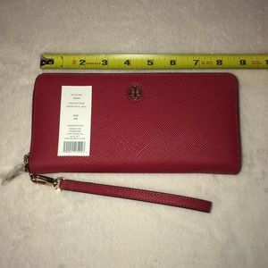 Tory Burch Perry Zip Continental Wallet